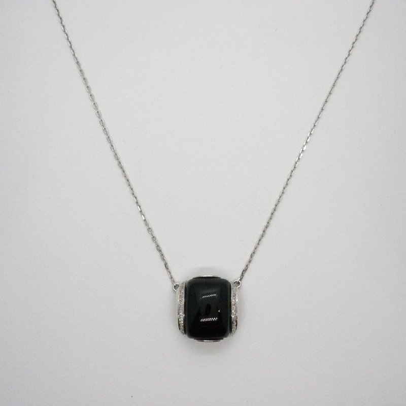 Collier in oro bianco, onice e diamanti 0.26 kt Rajola