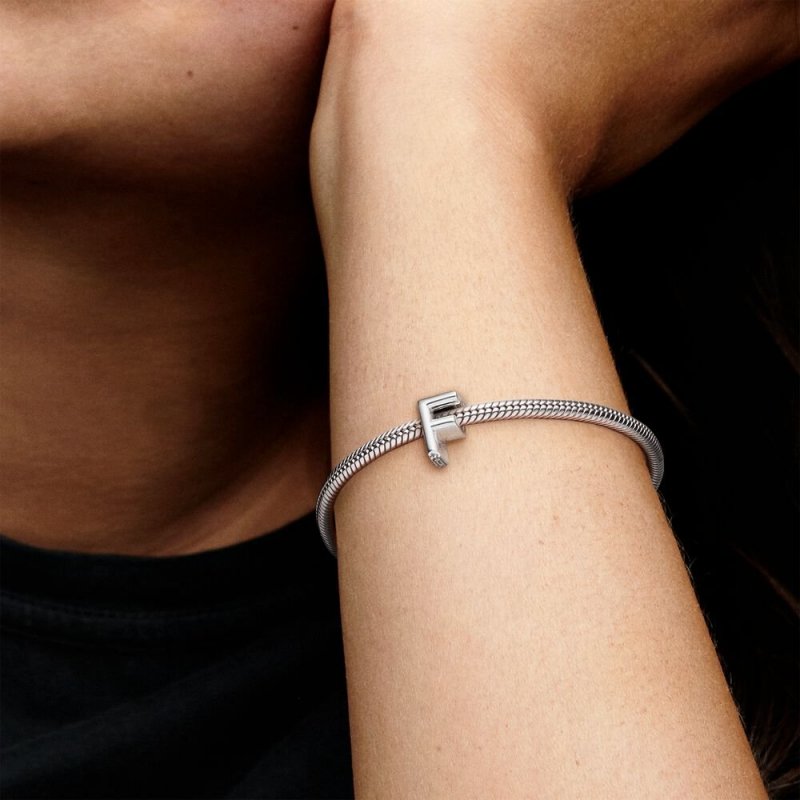 Charm Dell’Alfabeto Lettera F