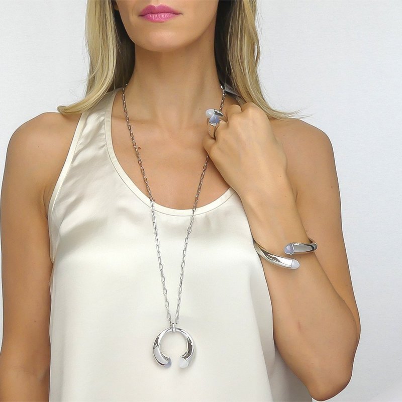 Collana Lunga Con Cristalli Madreperle E Agata Grigia Gatteggiante