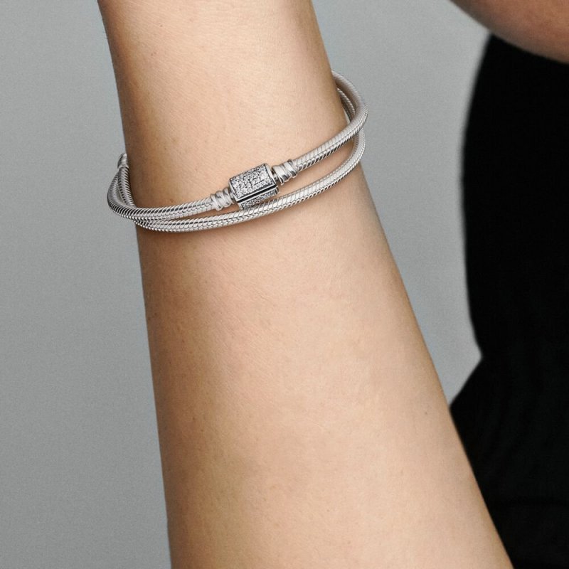 Doppio Bracciale Con Chiusura Pavè