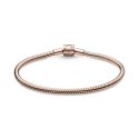 Bracciale Pandora Moments con maglia snake e chiusura a barile