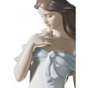 Figurina Donna Il sussurro dei fiori