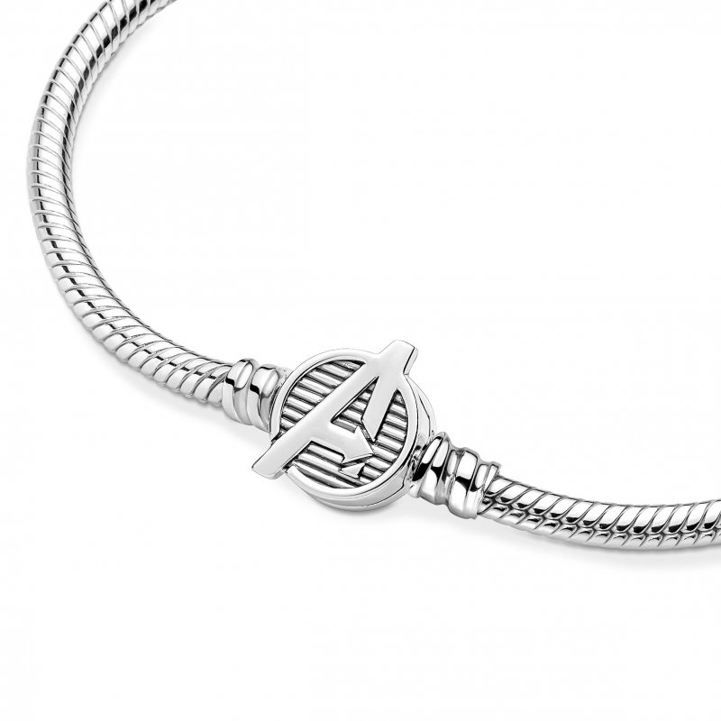 Pandora Moments Marvel The Avengers Logo Clasp Snake Chain Bracelet