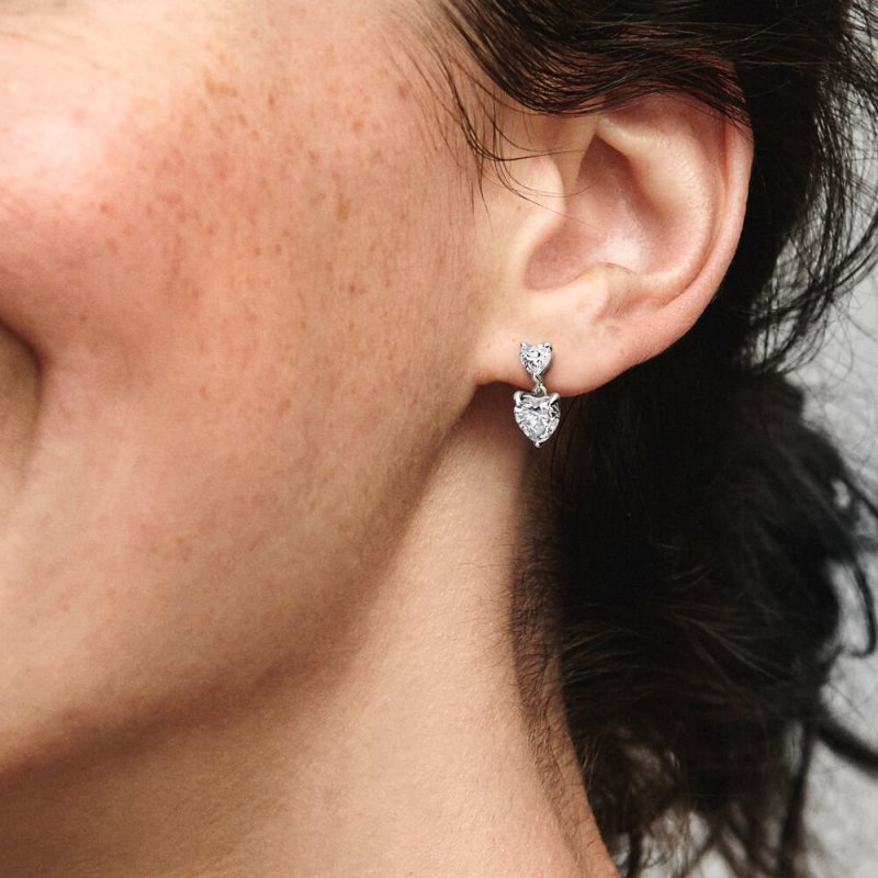Double Heart Sparkling Stud Orecchini