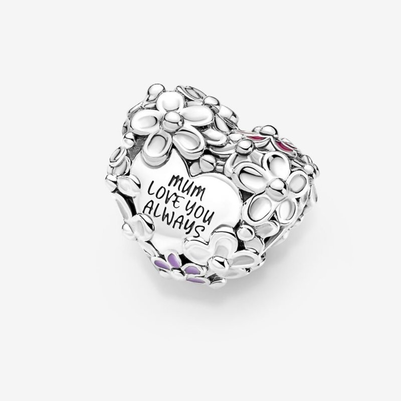 Mum Daisy Heart Charm