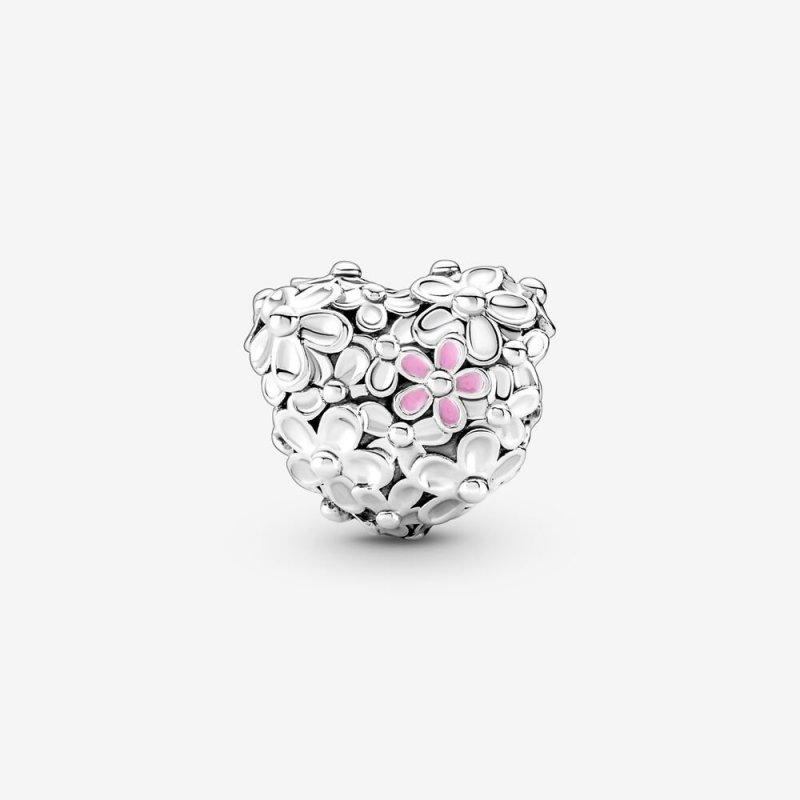 Mum Daisy Heart Charm