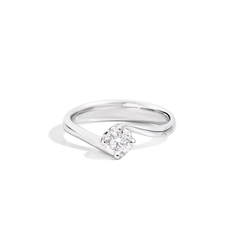 Recarlo Anello Solitario Modello Valentine Collezione Anniversary
