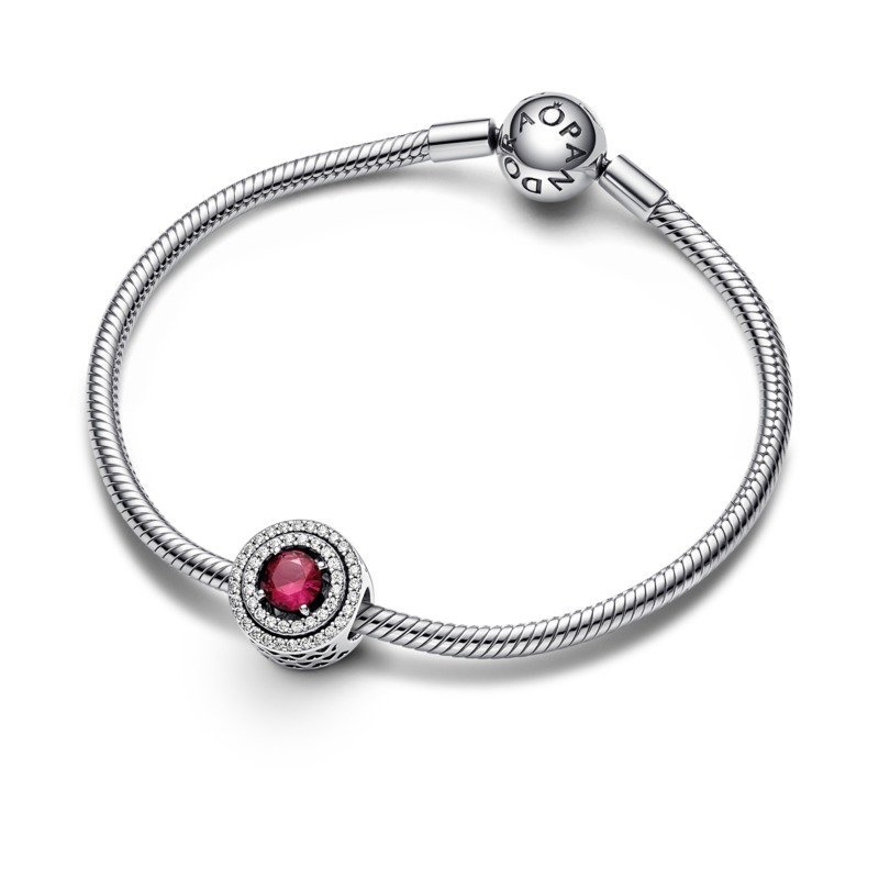 Charm Pavè e Pietra Rossa