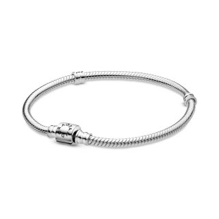 Bracciale Pandora Moments con maglia snake e chiusura a barile