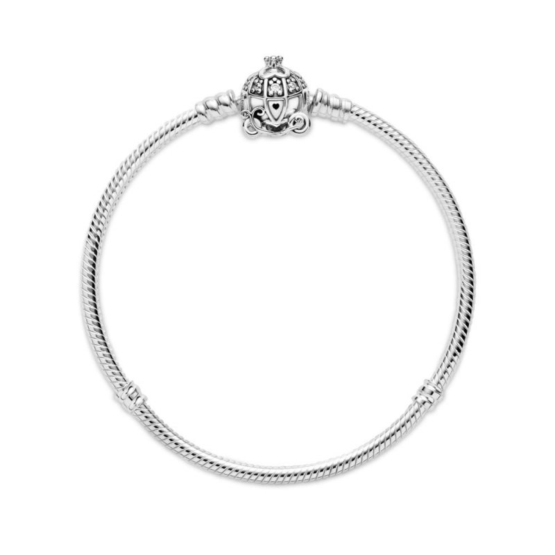 Disney, bracciale Pandora Moments con chiusura con carrozza a forma di zucca di Cenerentola