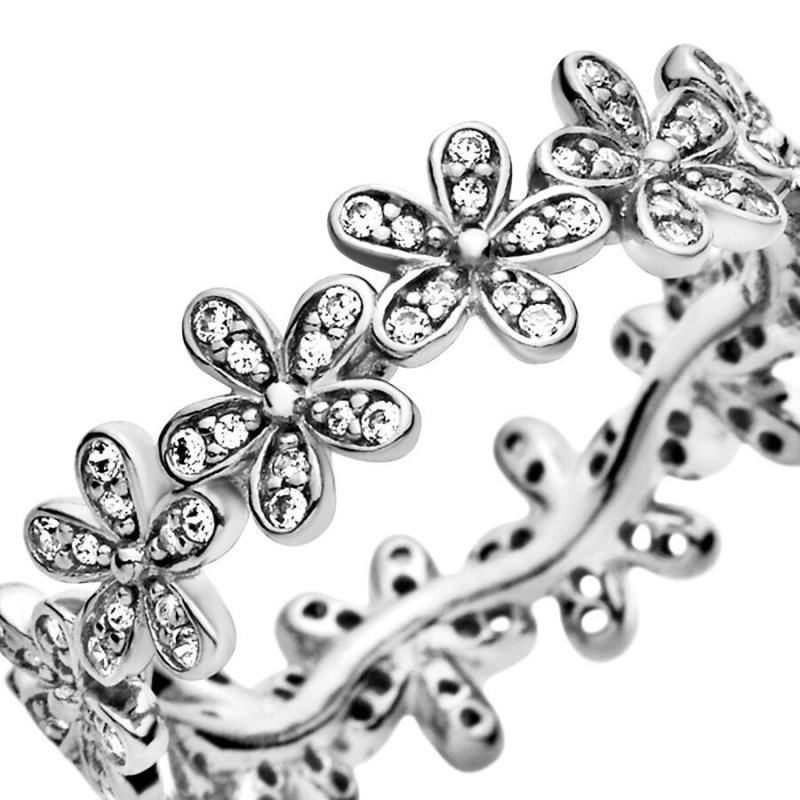 DAISY SILVER RING WITH CUBIC Z