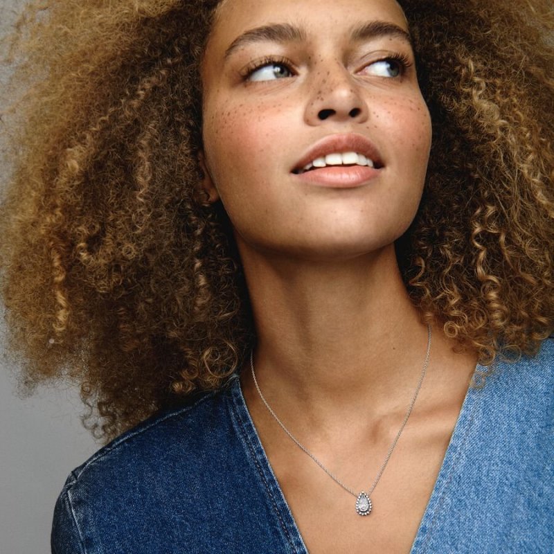Collana Punto Luce Goccia