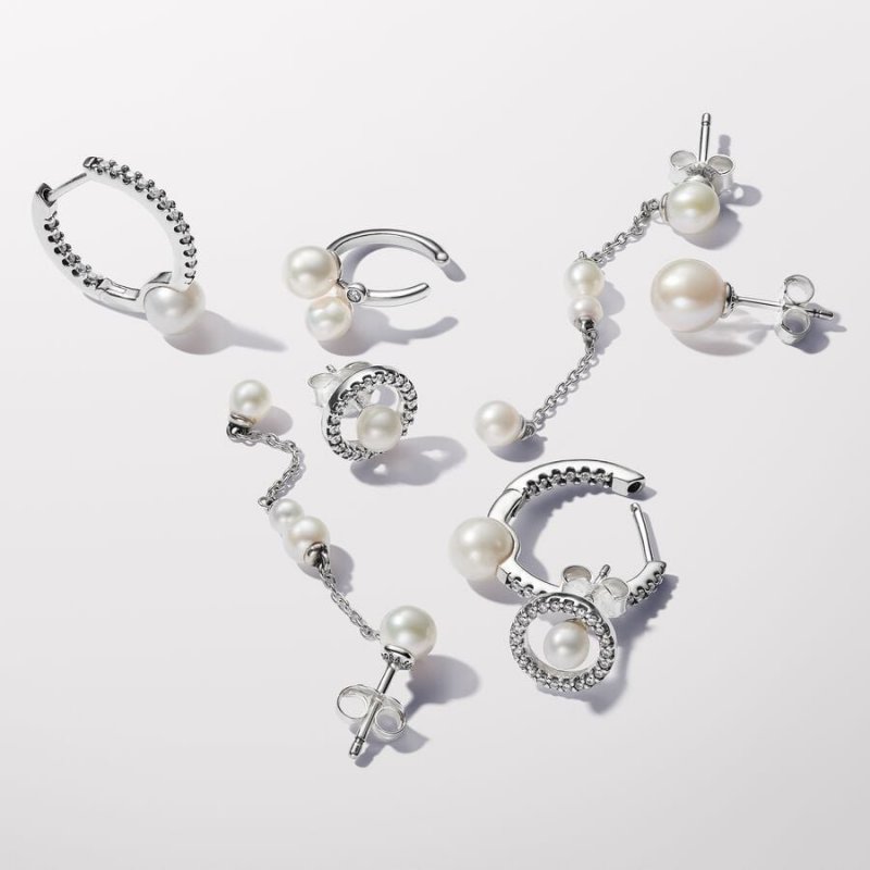 Orecchini Cerchi con Perle d’Acqua Dolce Coltivate e Pavè