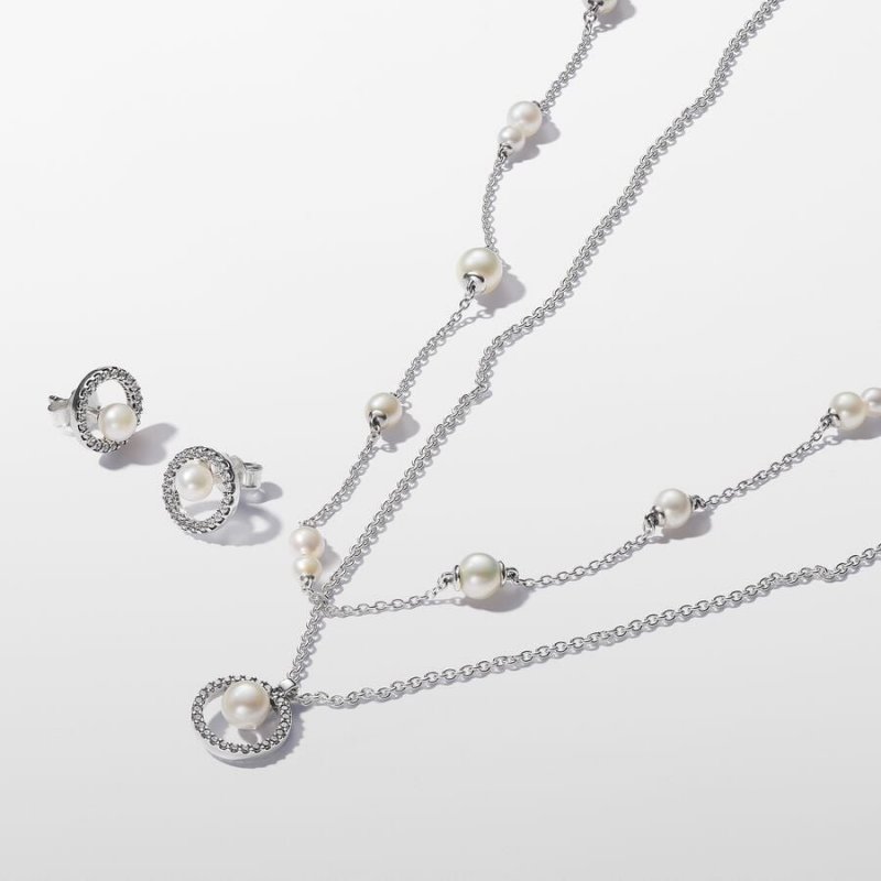 Collana con Perla d’Acqua Dolce Coltivata e Pavè