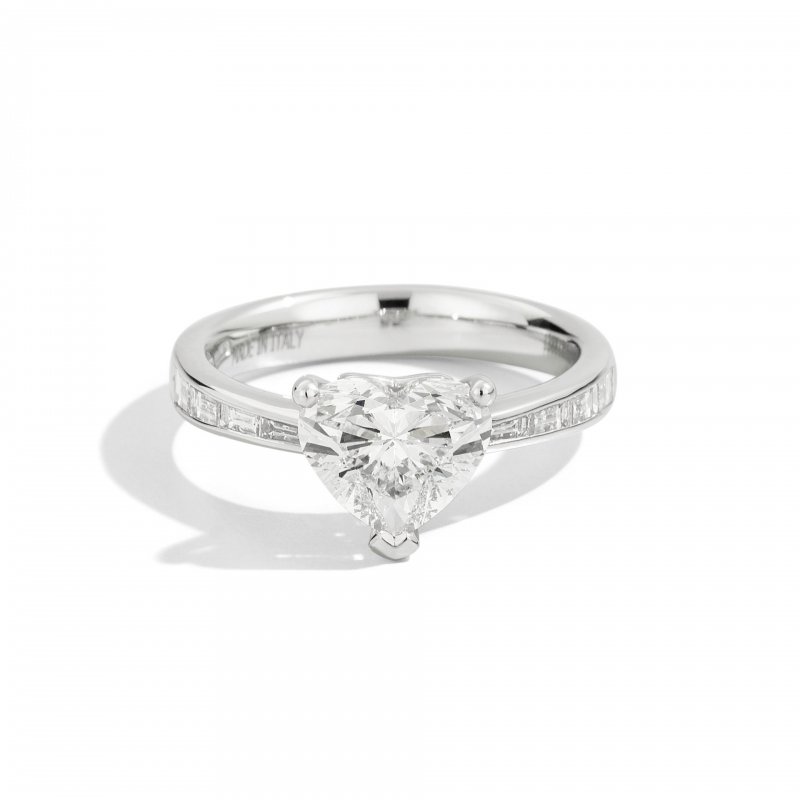 Solitari-Anniversary Love