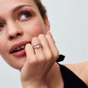 Anello Doppia Fascia con Perla d’Acqua Dolce Coltivata e Pavè