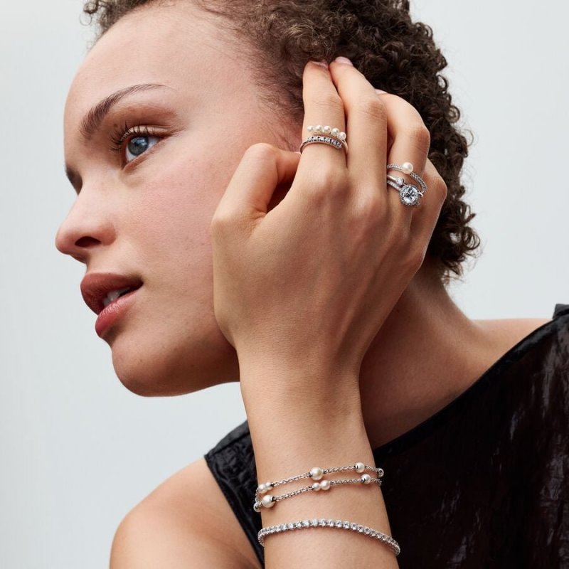 Anello Doppia Fascia con Perla d’Acqua Dolce Coltivata e Pavè