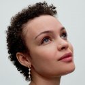 Orecchini Pendenti Linea Sinuosa con Perle d'Acqua Dolce Coltivate