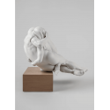Scultura di una coppia Together