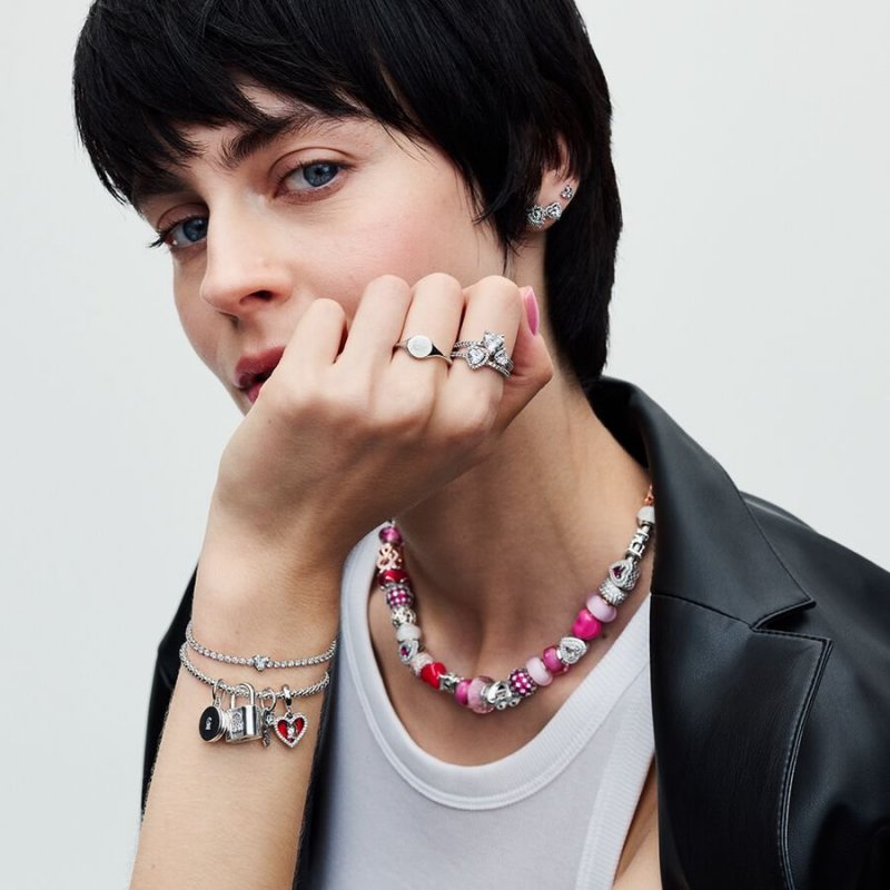 Bracciale Pandora Moments con maglia geometrica e chiusura regolabile