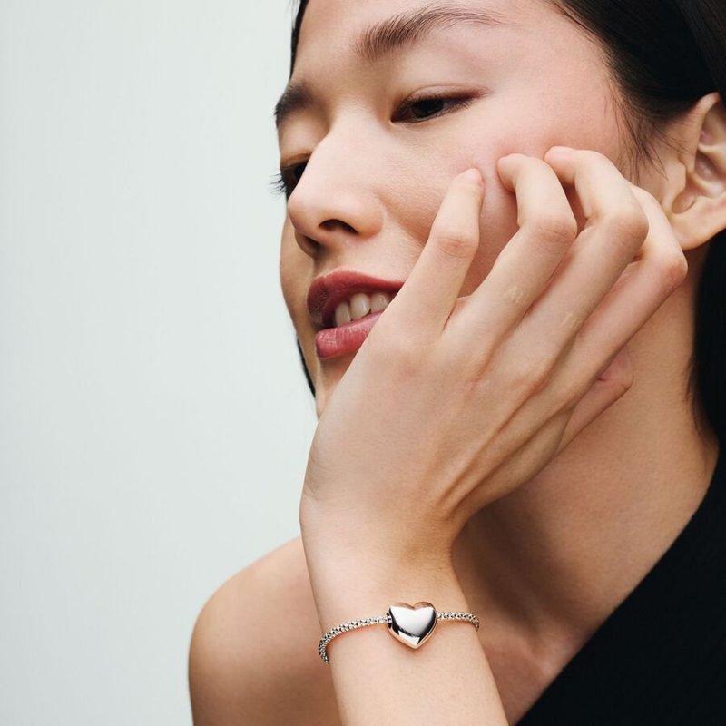 Bracciale Pandora Moments con maglia geometrica e chiusura regolabile