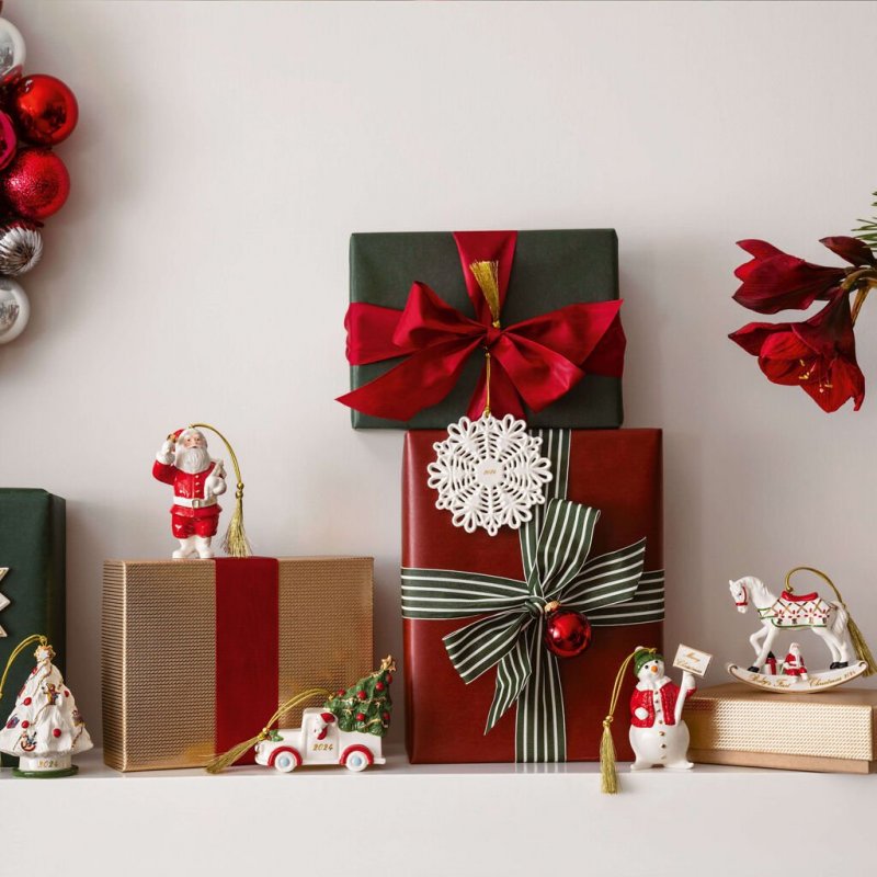 Annual Ornaments addobbo per albero Babbo Natale su slitta 7 cm