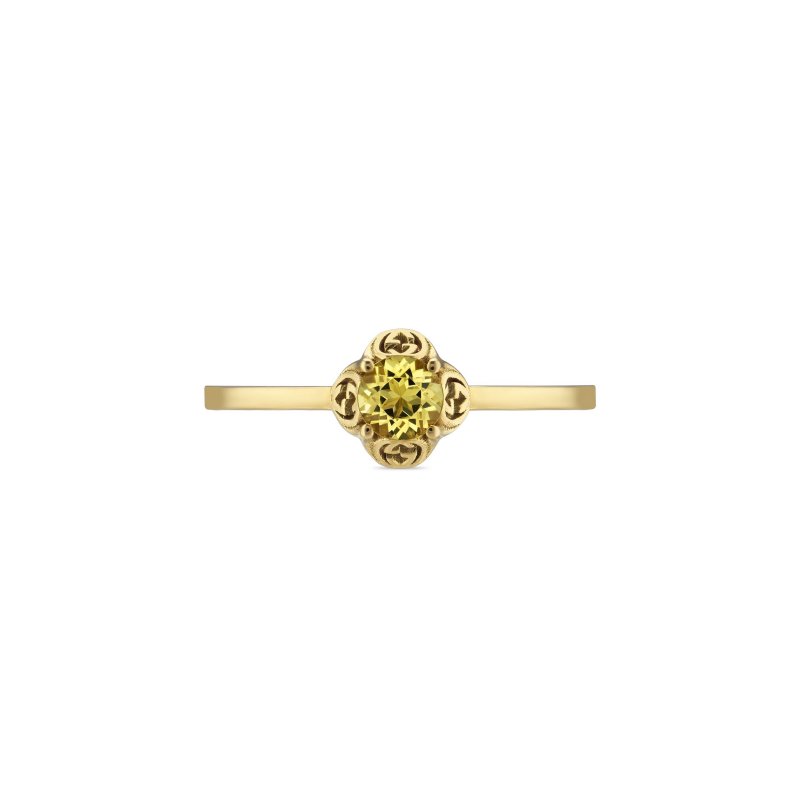 Anello con motivo Interlocking G in oro giallo 18kt e berillo giallo