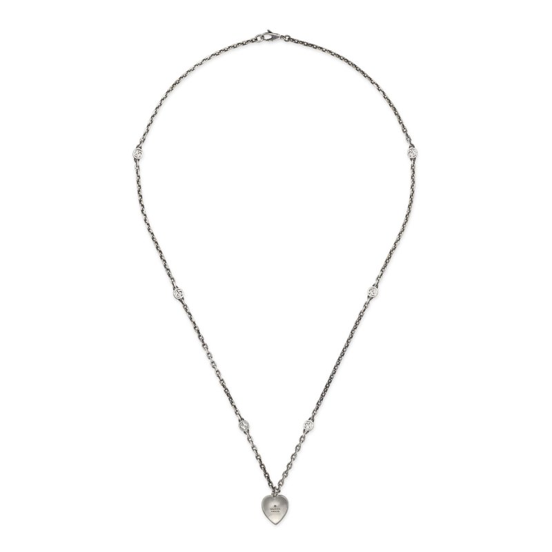 Collana con pendente a motivo cuore in argento 925 e smalto rosso