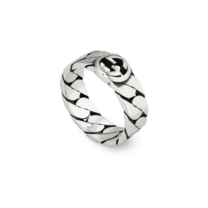 Anello con motivo G intrecciata in argento 925