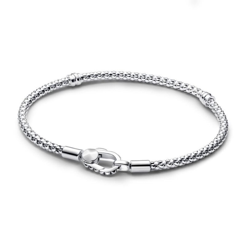 Bracciale con maglia geometrica