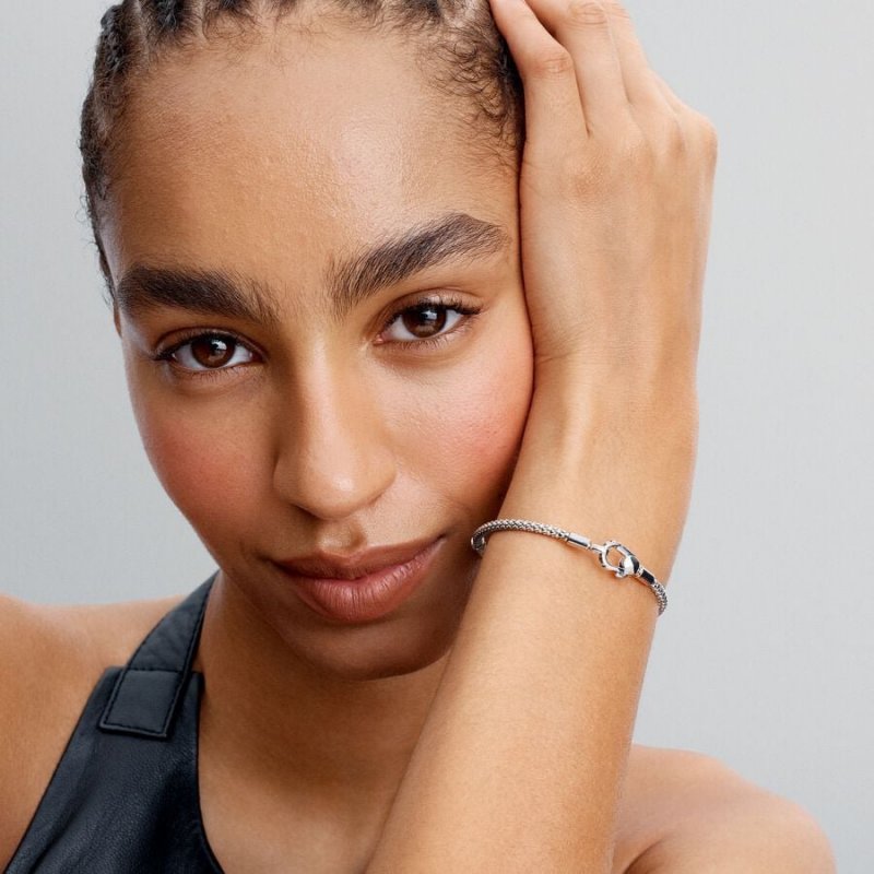Bracciale con maglia geometrica