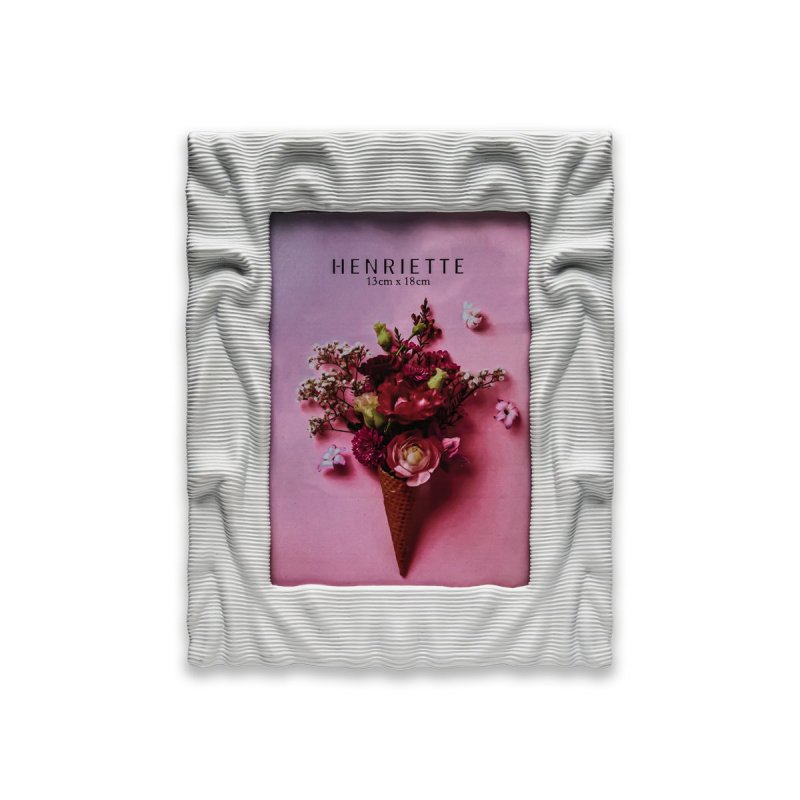 Henriette - Cornice Increspata - Bianco - Resina
