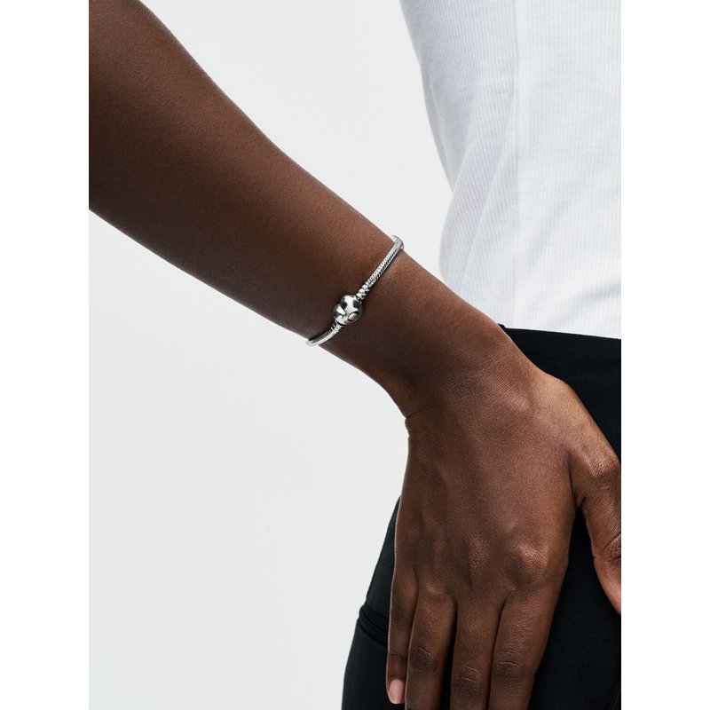 Silver Bracelet With Heart-Shaped Clasp