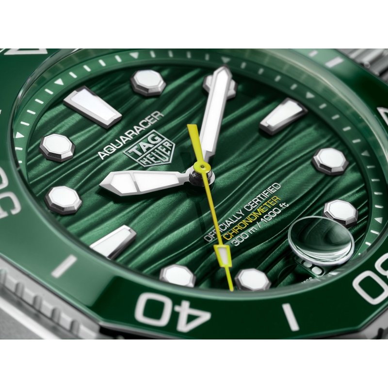 Tag Heuer - Aquaracer Professional 300 - 42 Mm - Verde