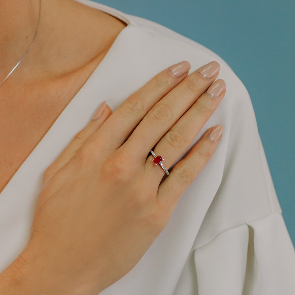 Comete Gioielli - Anello Oro - Diamanti - Rubino