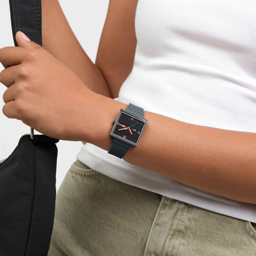 Swatch - Squared Off - Grigio Scuro - Bioceramic