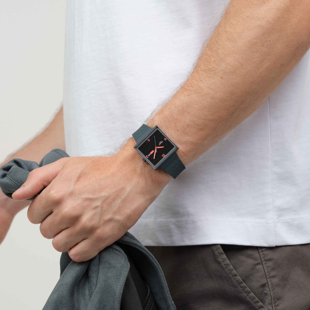 Swatch - Squared Off - Grigio Scuro - Bioceramic