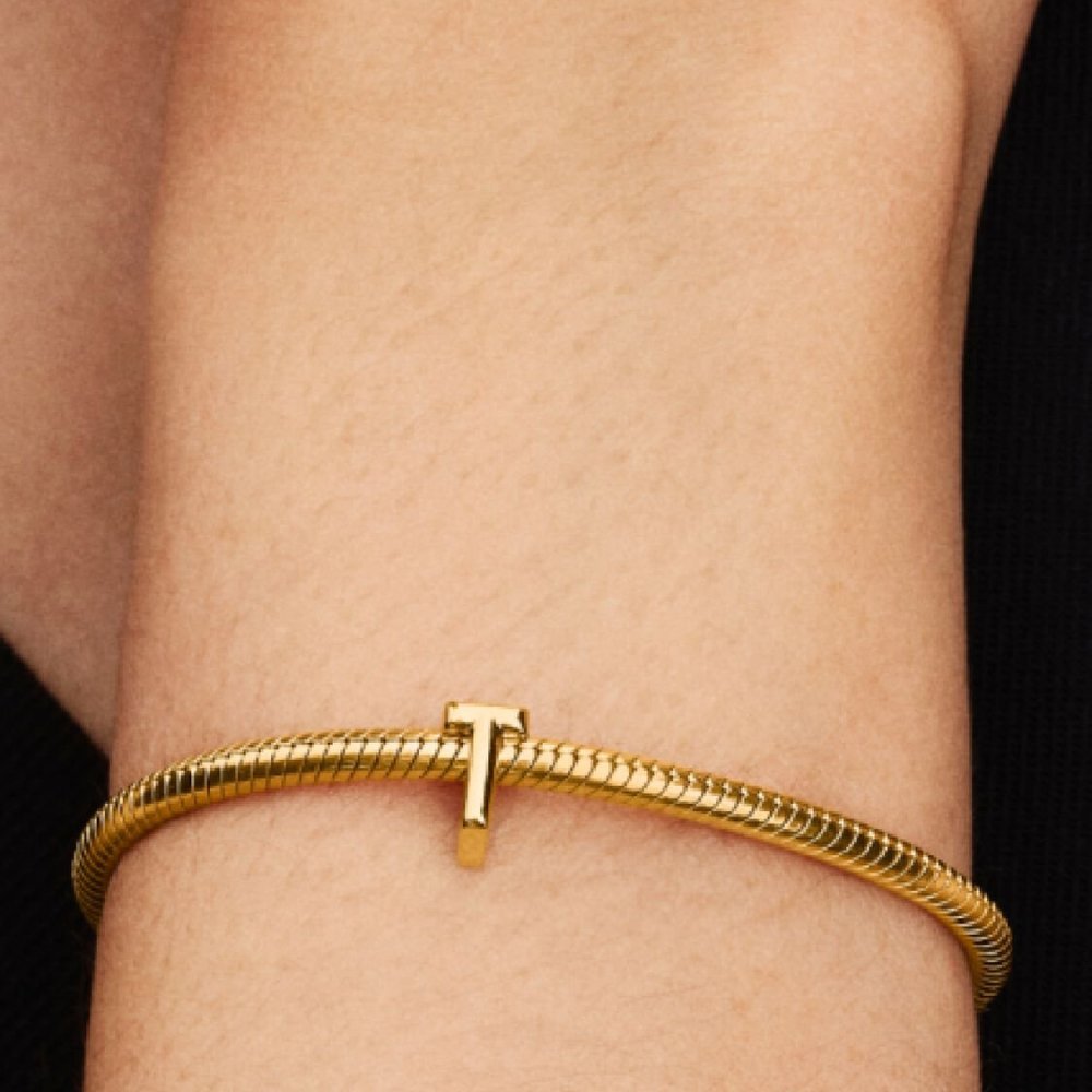 Charm Lettera T piccola
