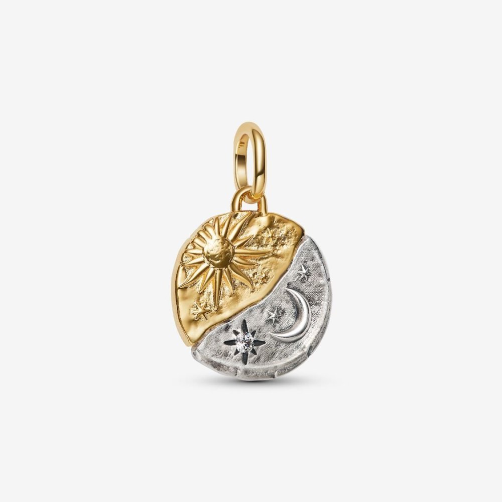 Charm Medallion Sole e Luna "Ad Astra Per Aspera"