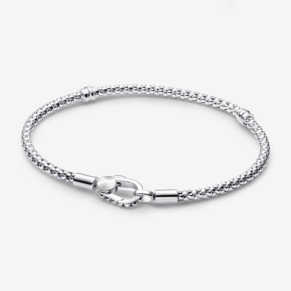 Bracciale Maglia Geometrica con Chiusura a Moschettone