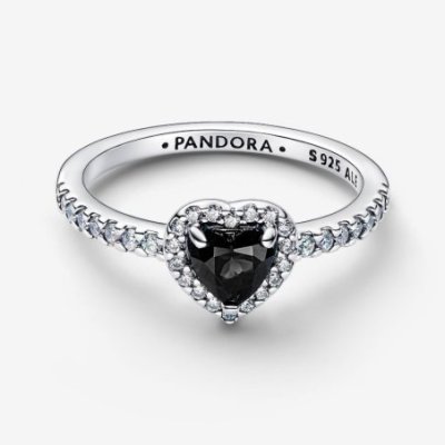 Anello Cuore in Rilievo Nero