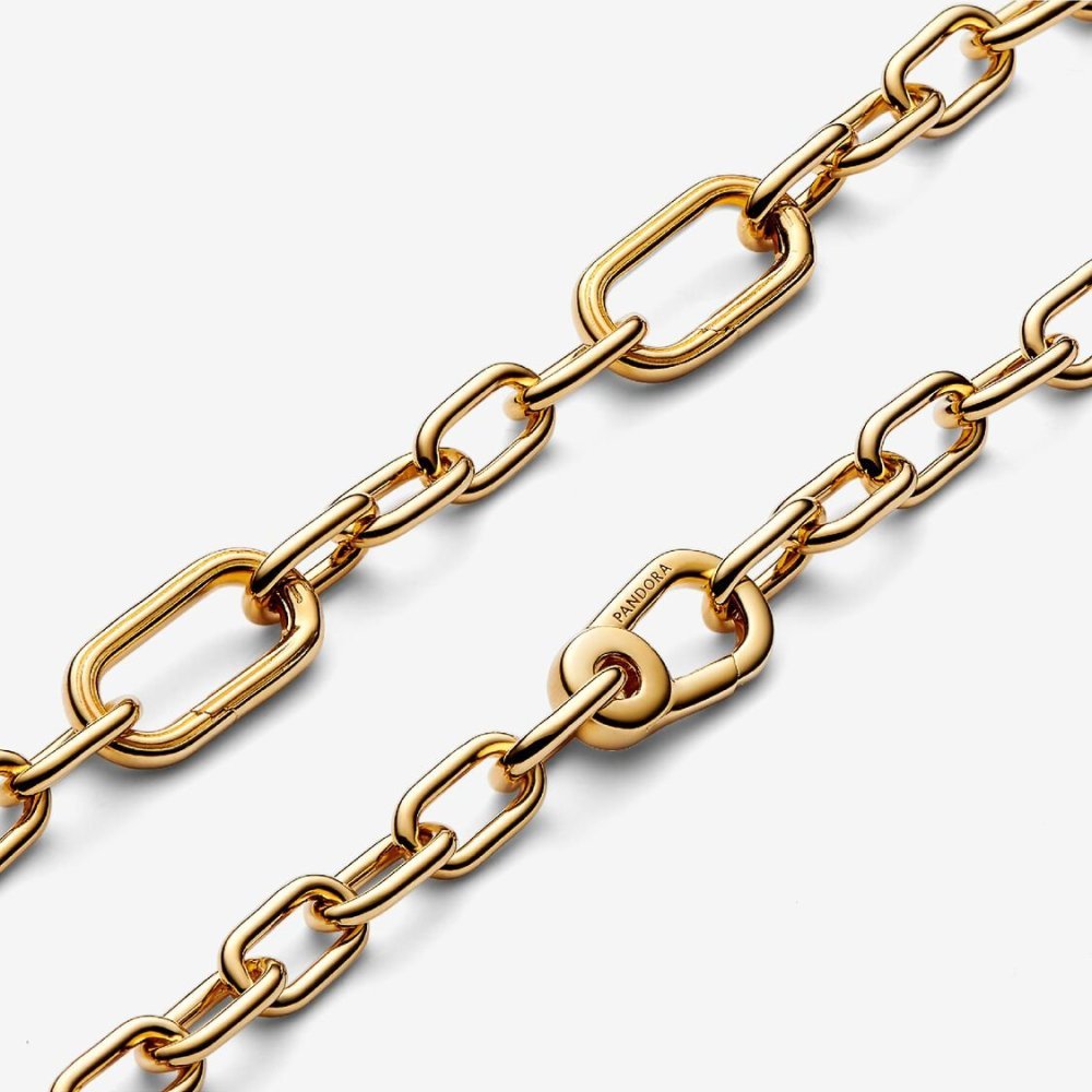 Mixa ciò che ami. La catena maglia link placcata oro 14k offre infinite possibilità di styling. Con 2 link apribili, 4 link tra 
