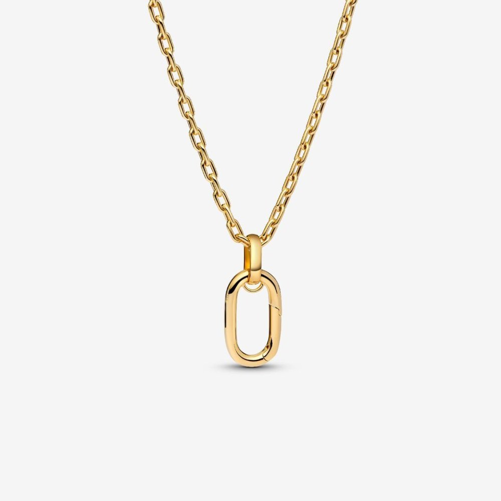 Rinnova il tuo look con la nuova collana a maglia link componibile con placcatura in Oro 14K. Aggiungi fino a 4 medallion e 1 me