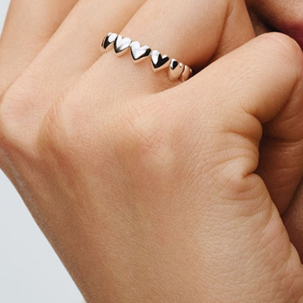 Anello Fascia a Cuori Be Love