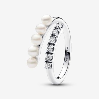 Anello Intreccio con Perle d’Acqua Dolce Coltivate e Pavè