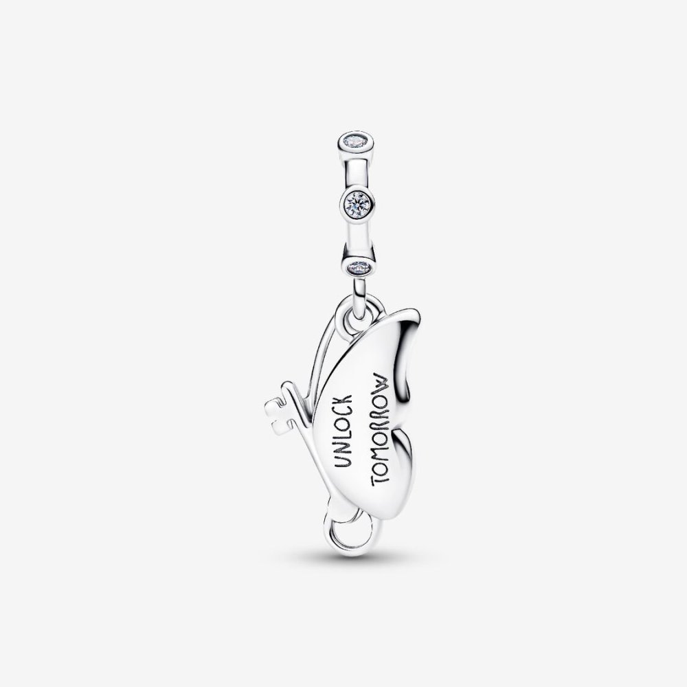 Charm Pendente Farfalla e Chiave "Unlock Tomorrow" Charm Pendente Farfalla e Chiave "Unlock Tomorrow"