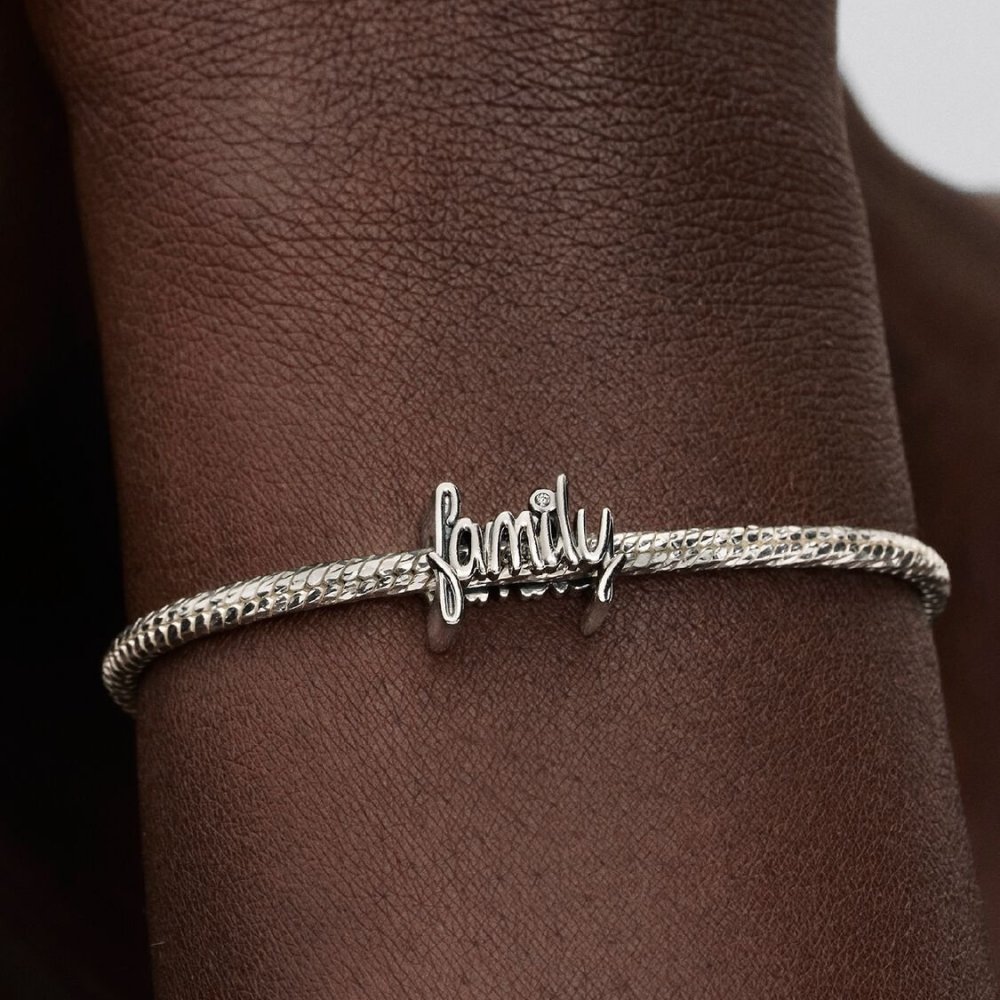Charm "Family" Charm "Family"