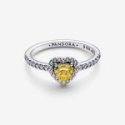 Anello Cuore in Rilievo Giallo Anello Cuore in Rilievo Giallo