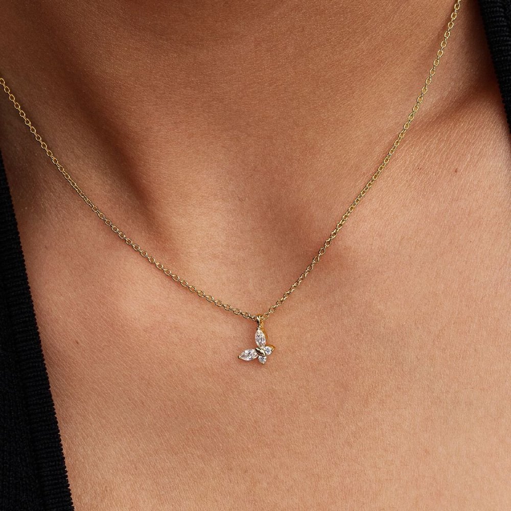 Collana con pendente Farfalla Collana con pendente Farfalla