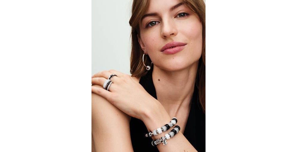 Anello Pavè Fascia Tripla